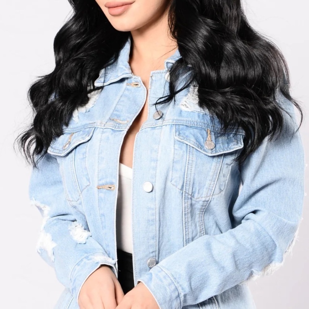 FASHION NOVA Distressed Light Blue Denim Jacket size XS oversized pre-loved